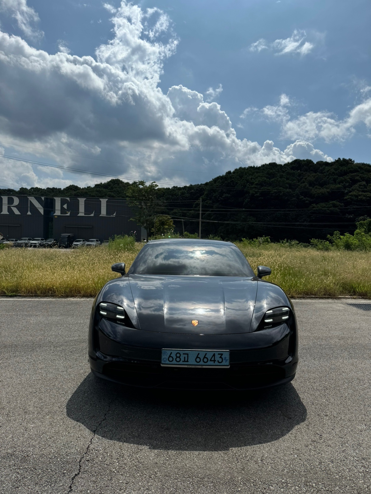 타이칸 BEV(79.2kWh) RWD 베이스 (266km) 매물 썸네일