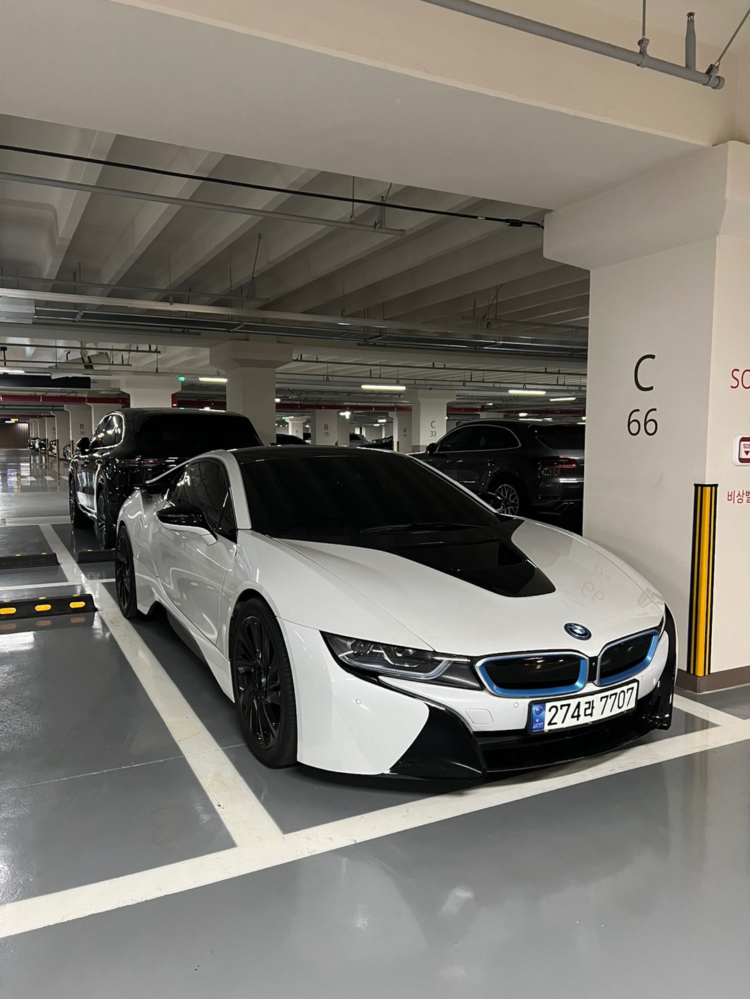 bmw i8
👉무사고
👉보험이력  중고차 직거래 (1)