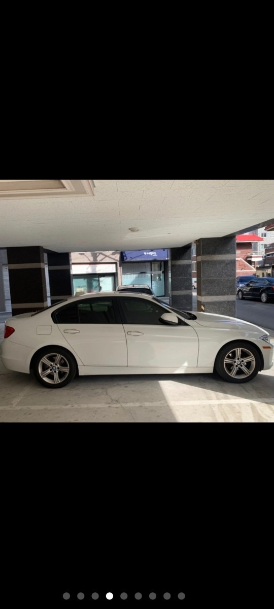 f30,  320i 화이트
무사고 . 중고차 직거래 (4)