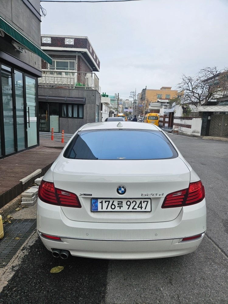 5시리즈 F10 520d xDrive (190마력) 매물 썸네일