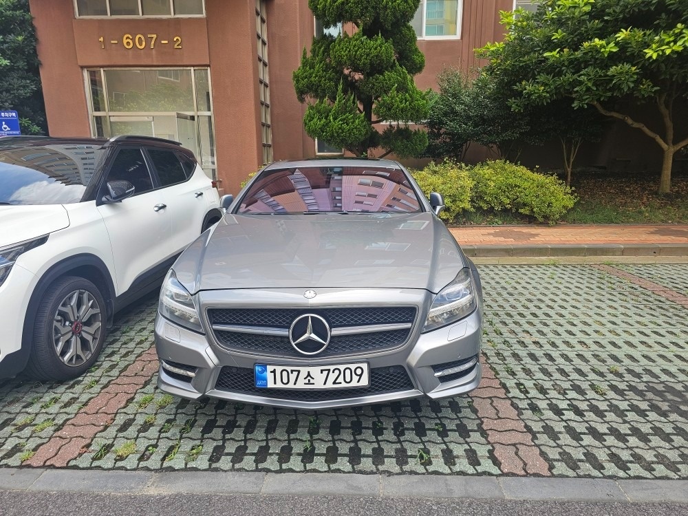 CLS 클래스 W218 CLS350 (306마력)블루이피션시 매물 썸네일