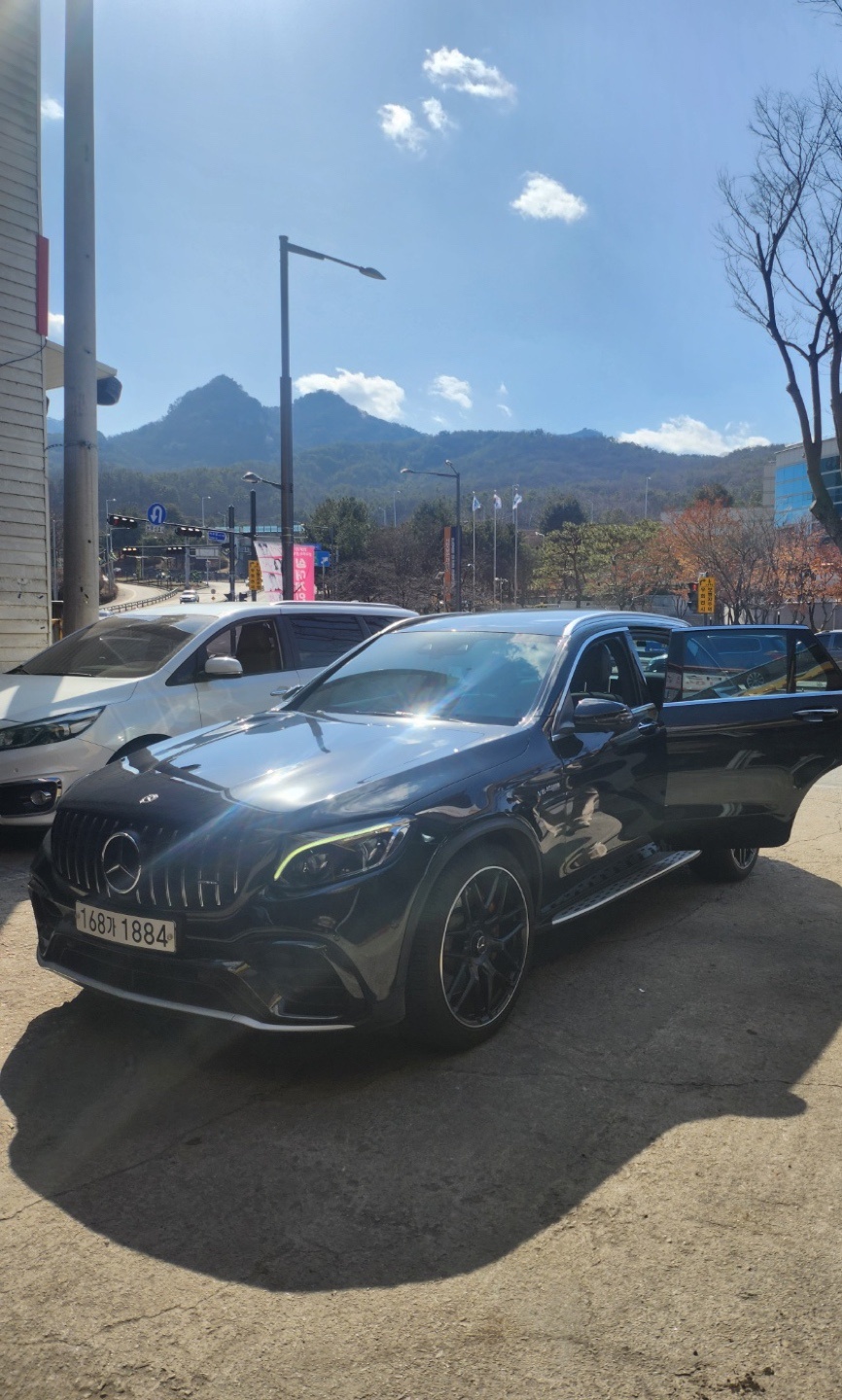 GLC X253 GLC63 amg 4Matic+ (476마력) 매물 썸네일