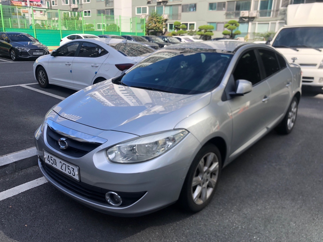 뉴 SM3 L38 가솔린 1.6 FWD RE 매물 썸네일