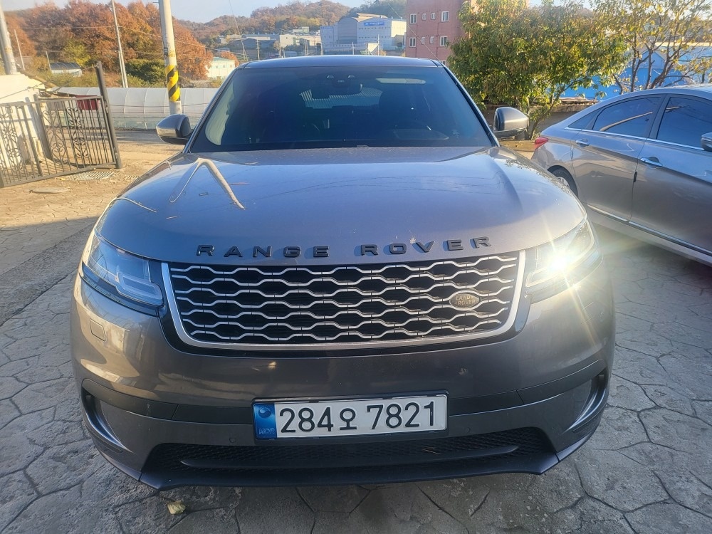 레인지로버 벨라 L560 디젤 D240 4WD SE 매물 썸네일