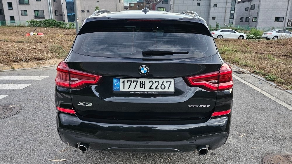 BMW X3 30e  xDrive 
 중고차 직거래 (6)