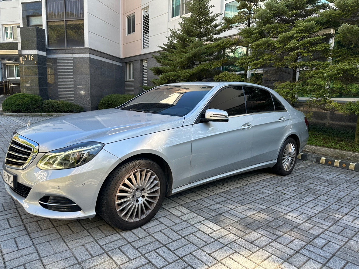 
W212 후기형 E300 엘레강스  중고차 직거래 (3)