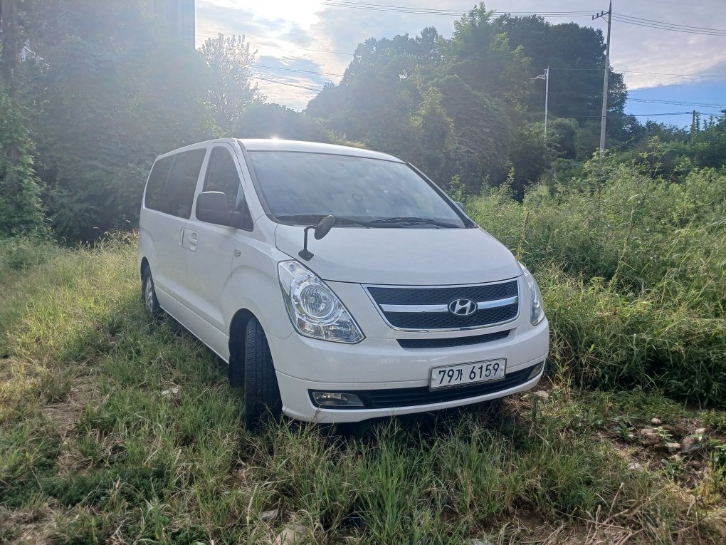 그랜드 스타렉스 TQ 12인승(디젤 2.5 4WD) 왜건 럭셔리 매물 썸네일