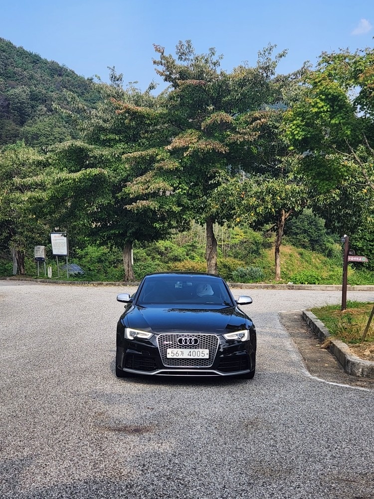 RS5 8T3 4.2  Coupe 콰트로 (450마력) 매물 썸네일