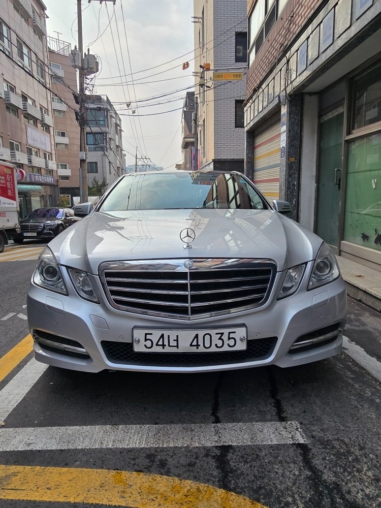 E 클래스 W212 E300 전기형 (231마력) 매물 썸네일