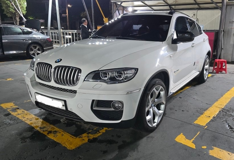 X6 E71 40d xDrive (306마력) 매물 썸네일