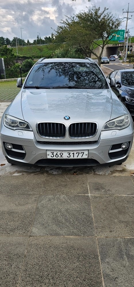 X6 E71 30d xDrive 후기형 (245마력) 매물 썸네일