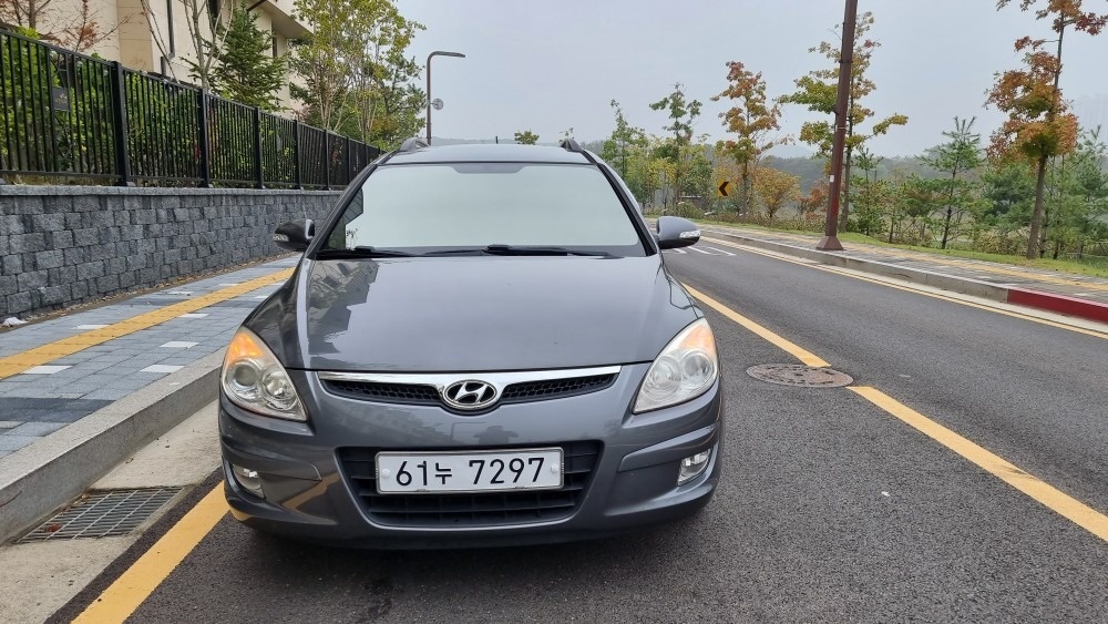 i30 cw FD 1.6 VVT FWD 럭셔리 매물 썸네일