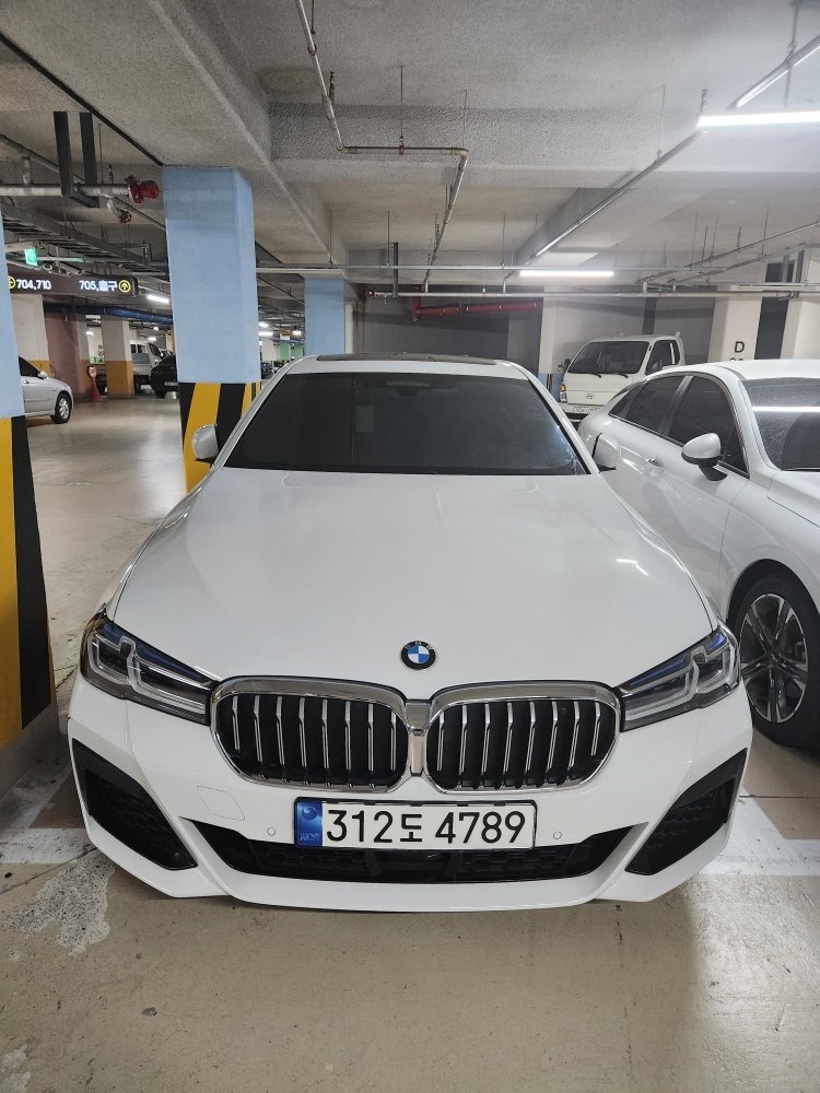 5시리즈 G30 530 i xDrive 페이스리프트 (252마력)M 스포츠 매물 썸네일