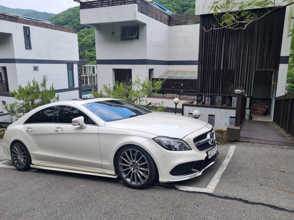 CLS 클래스 W218 CLS400 후기형 (333마력) 매물 썸네일