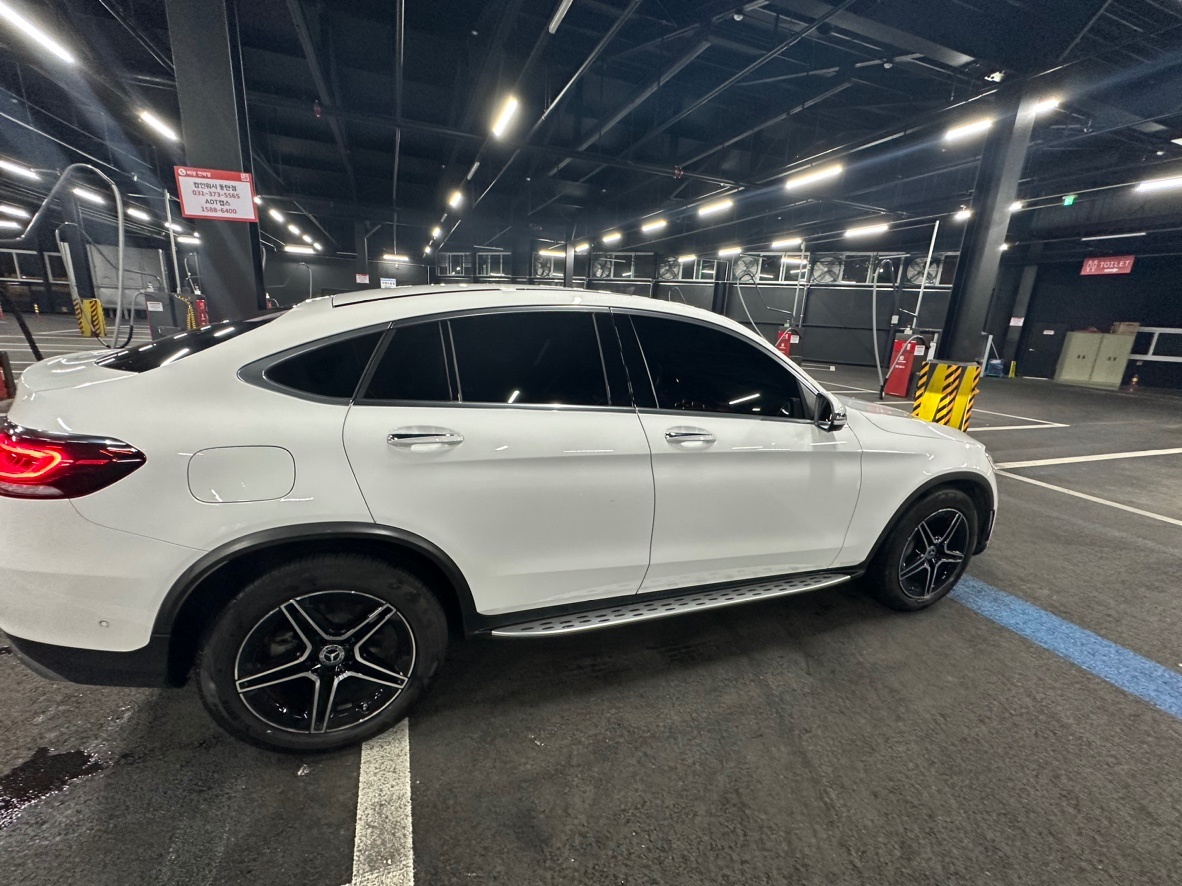 GLC X253 GLC300 4Matic Coupe 후기형 (258마력) 매물 썸네일