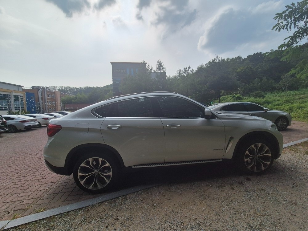 2018년식 84000km 조금 안되 중고차 직거래 (2)