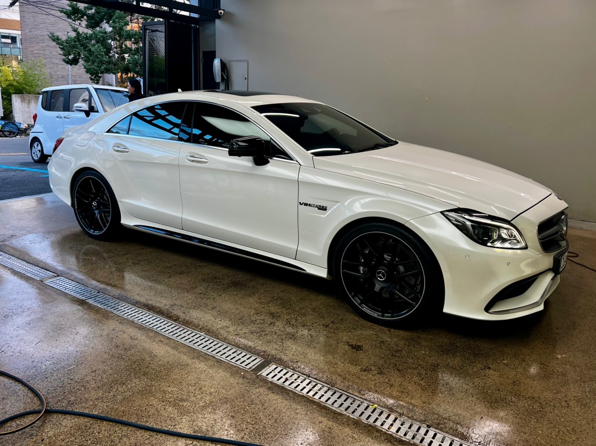 CLS 클래스 W218 CLS63 amg 4Matic 후기형 (575마력) 매물 썸네일