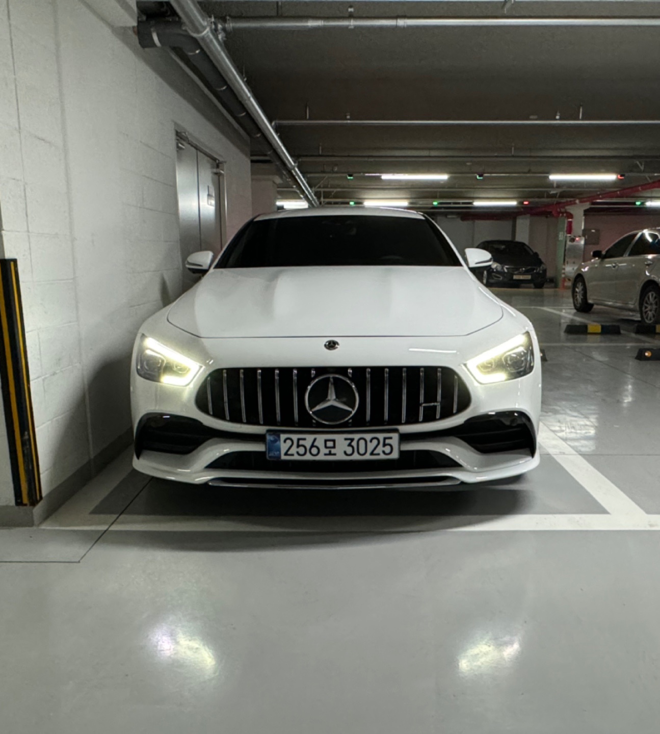 AMG GT C190 4도어 GT43 4Matic + 전기형 (367마력) 매물 썸네일