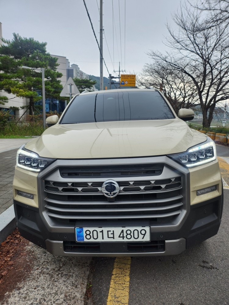 뉴 렉스턴 스포츠 Q261 5인승(디젤 2.2) 4WD (쿨멘) 프레스티지 매물 썸네일