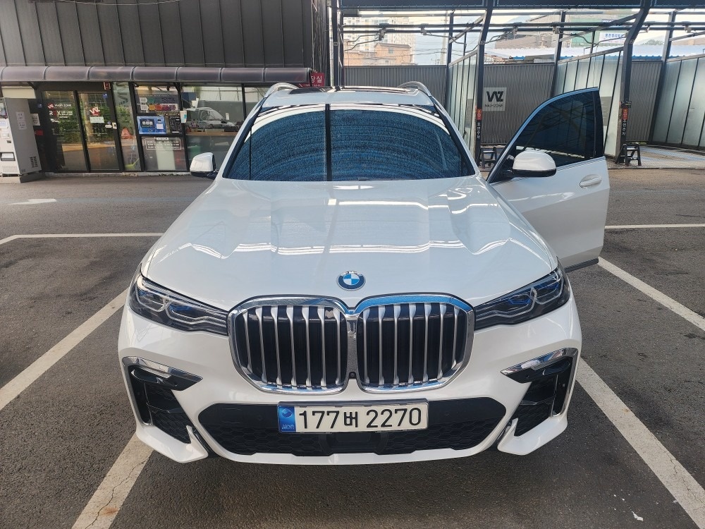 X7 G07 40 i xDrive 전기형 (340마력)M 스포츠 매물 썸네일