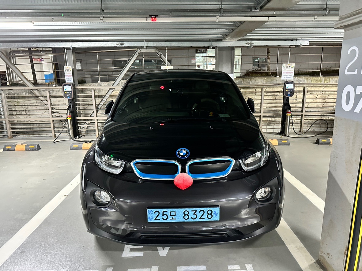 i3 IO1 BEV(22.6kWh) FWD (170마력) 매물 썸네일