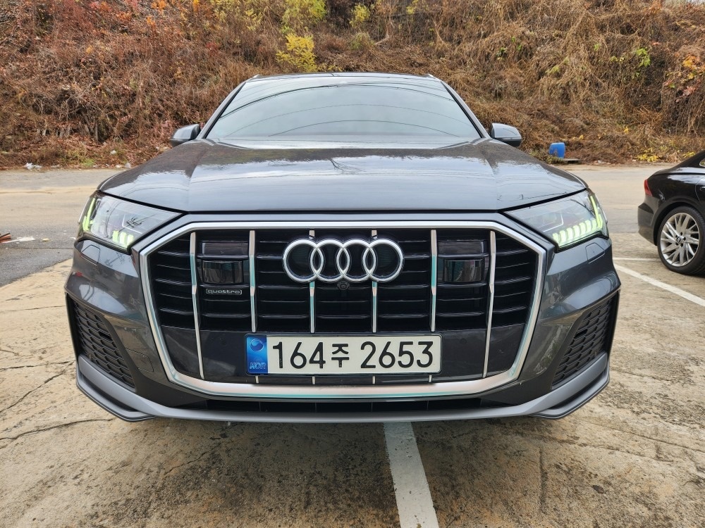 Q7 4M 45 TDI 콰트로 프리미엄(231마력) 매물 썸네일