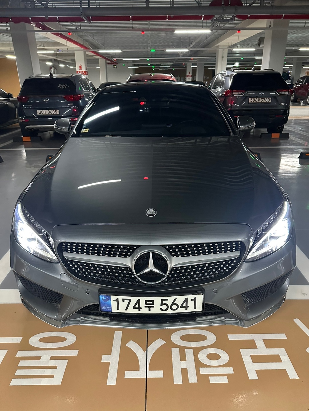 C 클래스 W205 C200 Coupe 전기형 (211마력)AMG Line 매물 썸네일