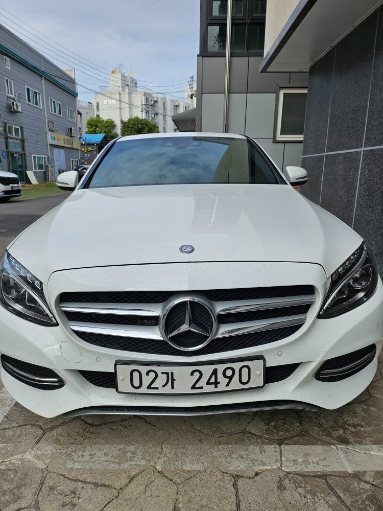 C 클래스 W205 C200 전기형 (211마력)아방가르드 매물 썸네일