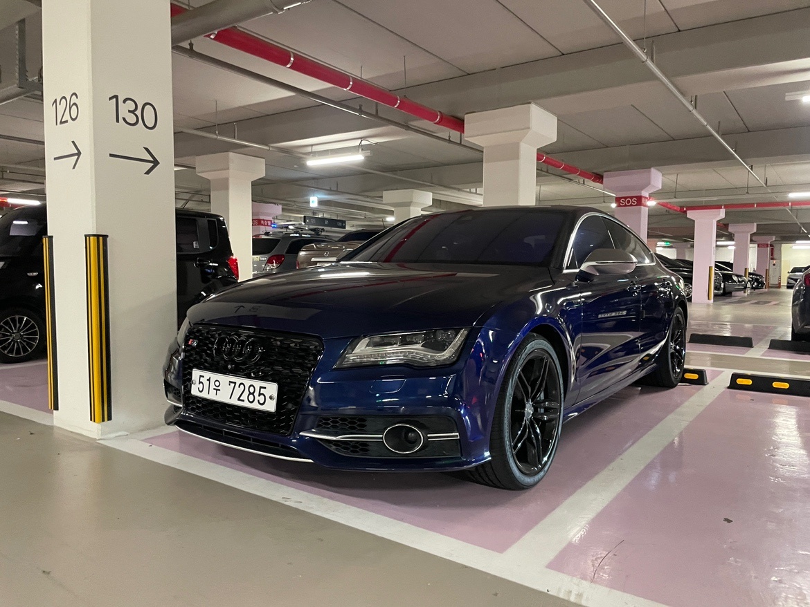 S7 Sportback 4G 4.0 TFSI 콰트로 (420마력) 매물 썸네일