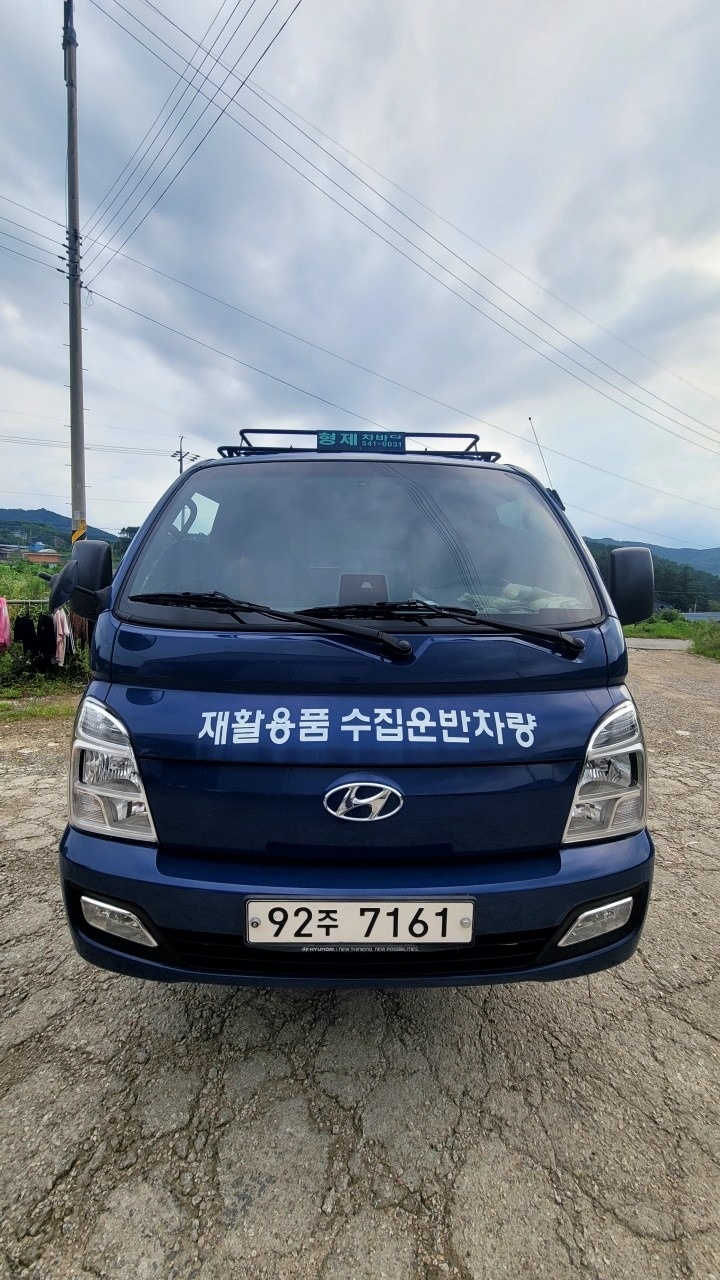 귀한 경유차
무사고 내외관 깨끗(미세 중고차 직거래 (1)