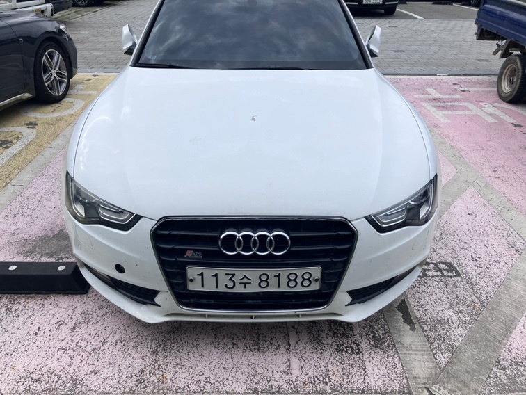 A5 8T 2.0 TFSI Coupe 콰트로 (220마력) 매물 썸네일