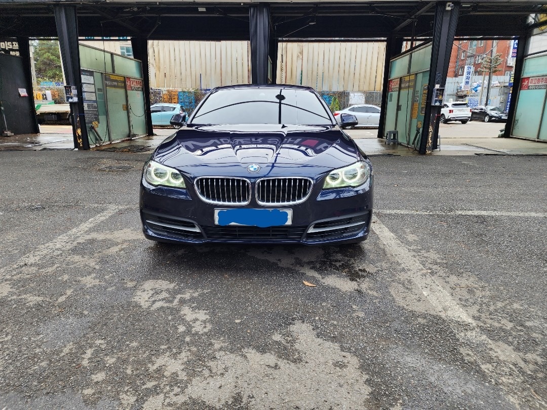 5시리즈 F10 520d xDrive (184마력) 매물 썸네일