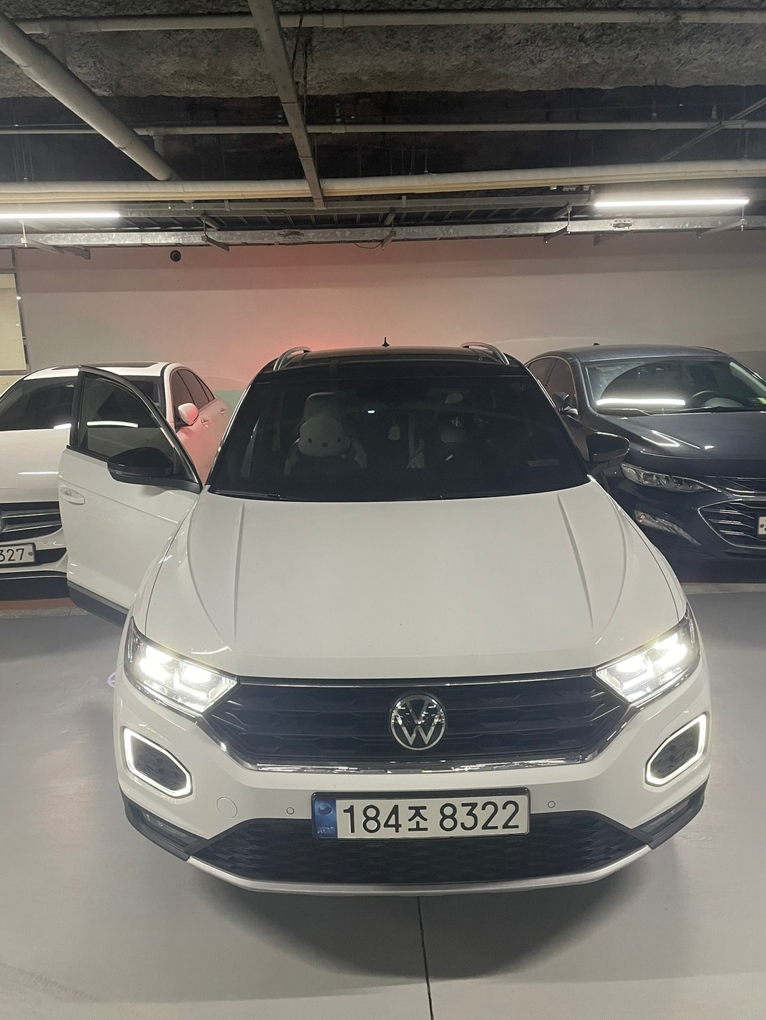 📍티록 2.0 TDI 프리미엄 22 중고차 직거래 (2)