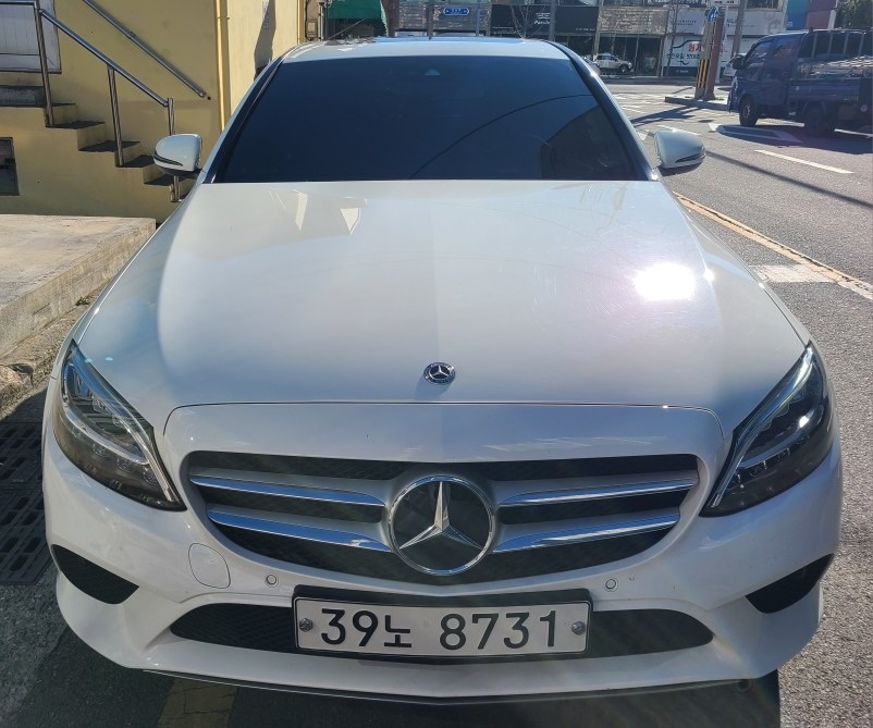 C 클래스 W205 C220 d (194마력) 매물 썸네일