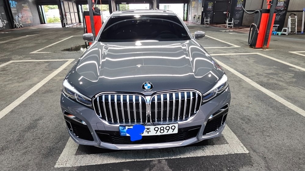 7시리즈 G11 740Li xDrive 후기형 (340마력)M Sport 매물 썸네일