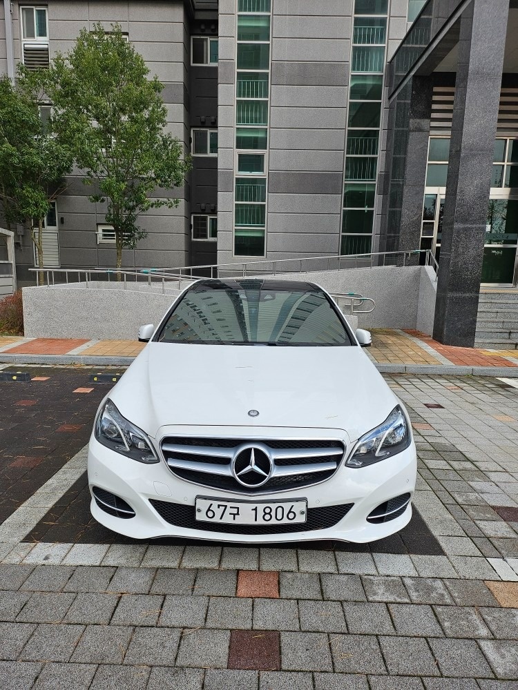 E 클래스 W212 E250 CDI 4Matic 후기형 (204마력) 매물 썸네일