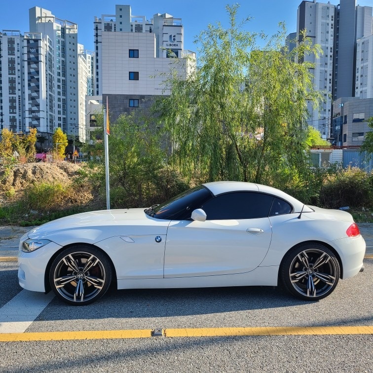 Z4 E89 30 i sDrive (258마력) 매물 썸네일