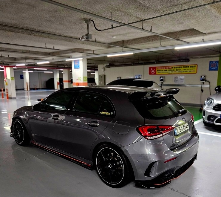 22년 A45 amg 27800km
 중고차 직거래 (3)