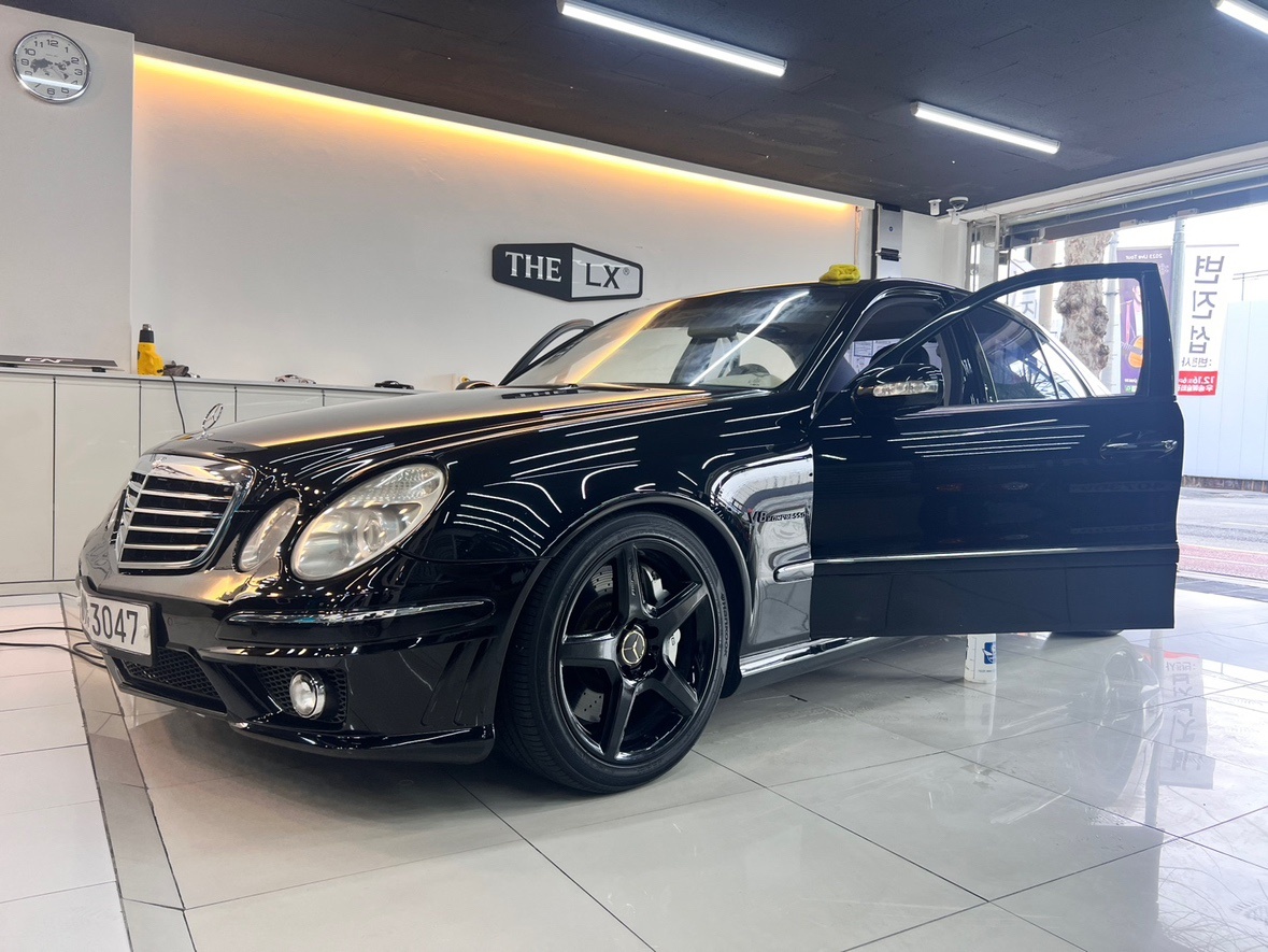 벤츠 E55amg V8 5.5 sup 중고차 직거래 (2)