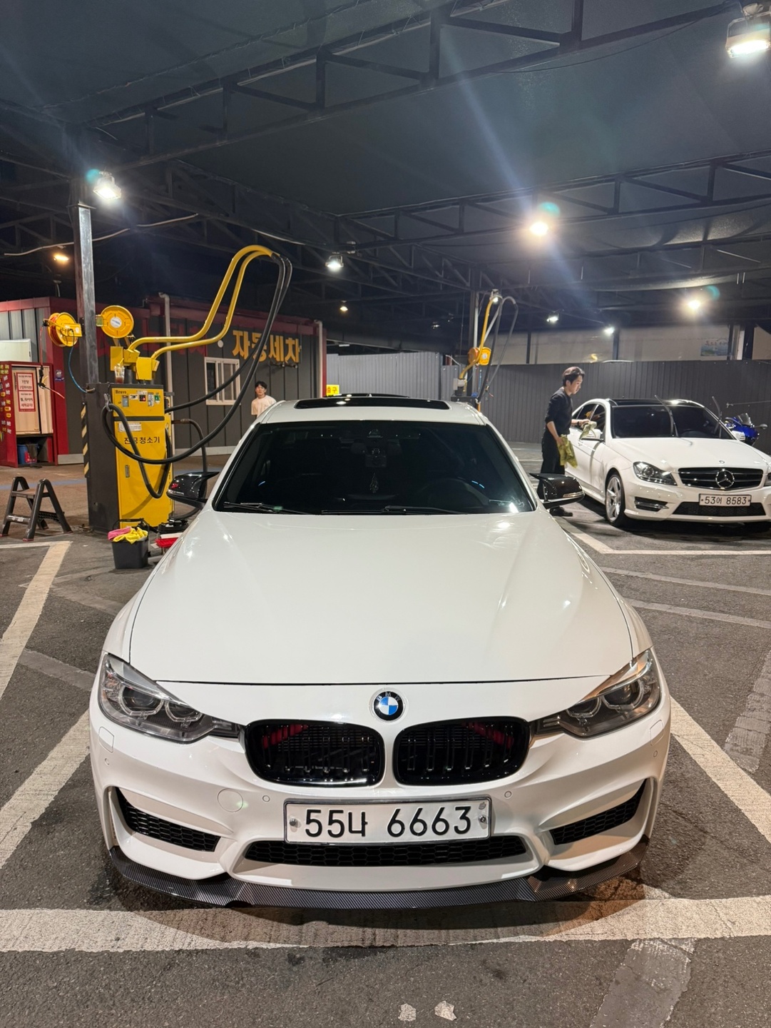 
bmw 14년식 320i F30 1 중고차 직거래 (2)