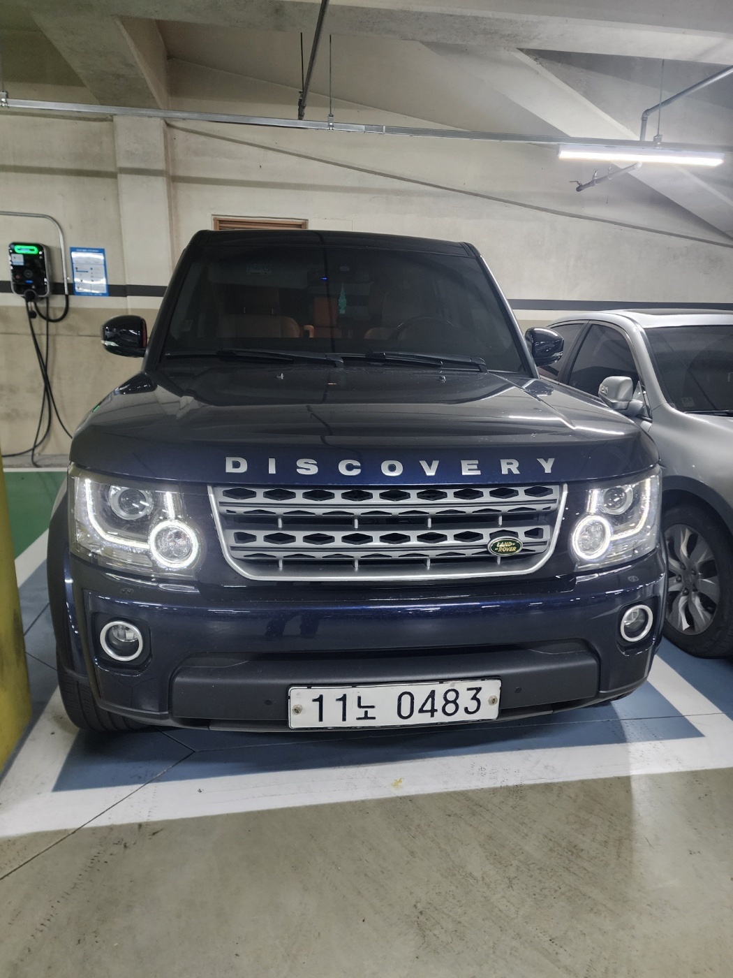 디스커버리 4 L319 3.0 TD V6 SE 매물 썸네일