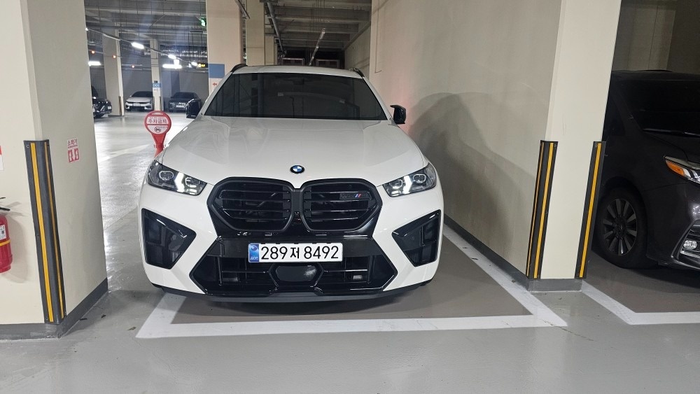 X6 M F96 4.4 xDrive 후기형 (625마력)컴페티션 매물 썸네일