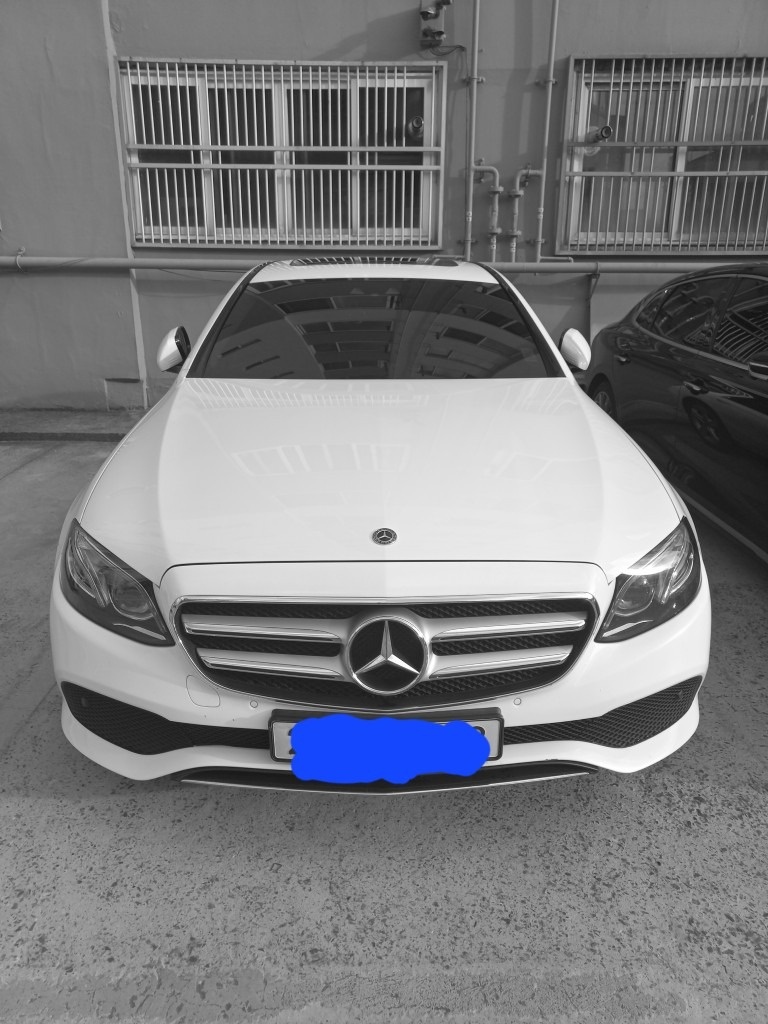 E 클래스 W213 E220 d 4Matic 매물 썸네일