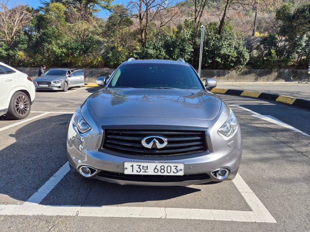 QX70 3.0d AWD 매물 썸네일