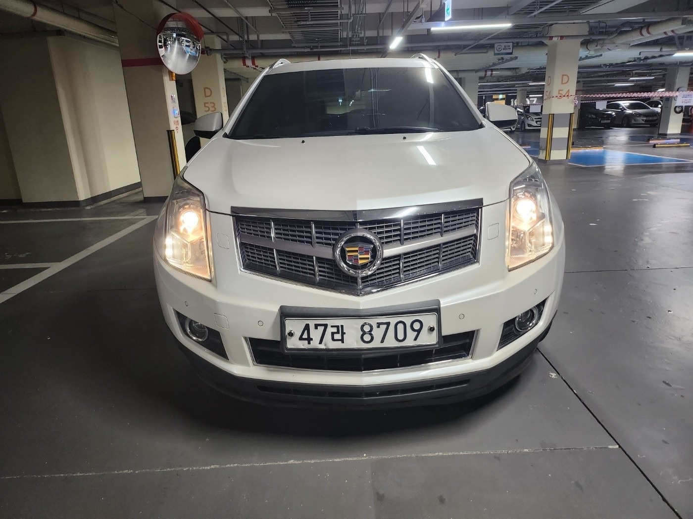 SRX 3.0 V6 AWD 럭셔리 매물 썸네일