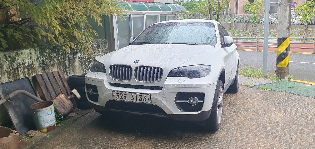 X6 E71 50 i xDrive (407마력) 매물 썸네일