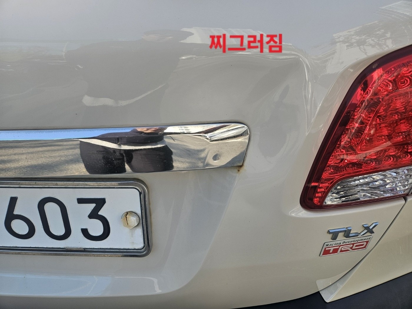 쏘렌토R 2.2 TLX 4륜
2009 중고차 직거래 (19)