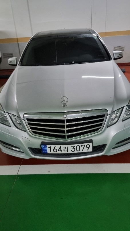 E 클래스 W212 E350 4Matic 전기형 (272마력)아방가르드 매물 썸네일