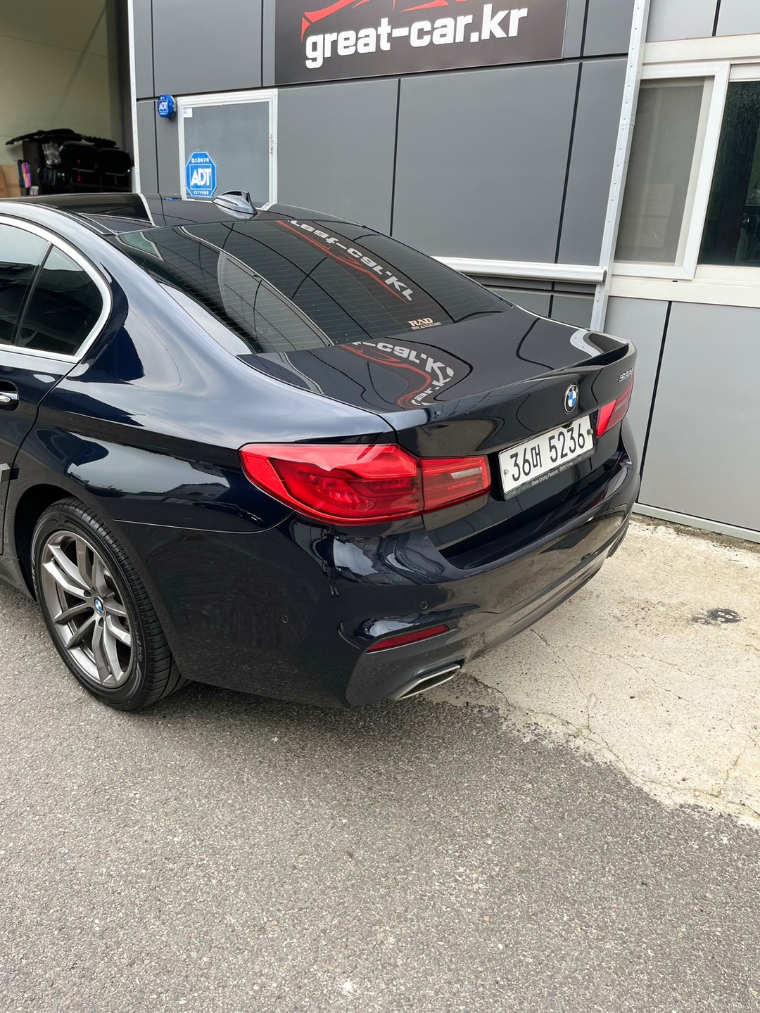 BMW 520d MSP(G30)
-  중고차 직거래 (8)