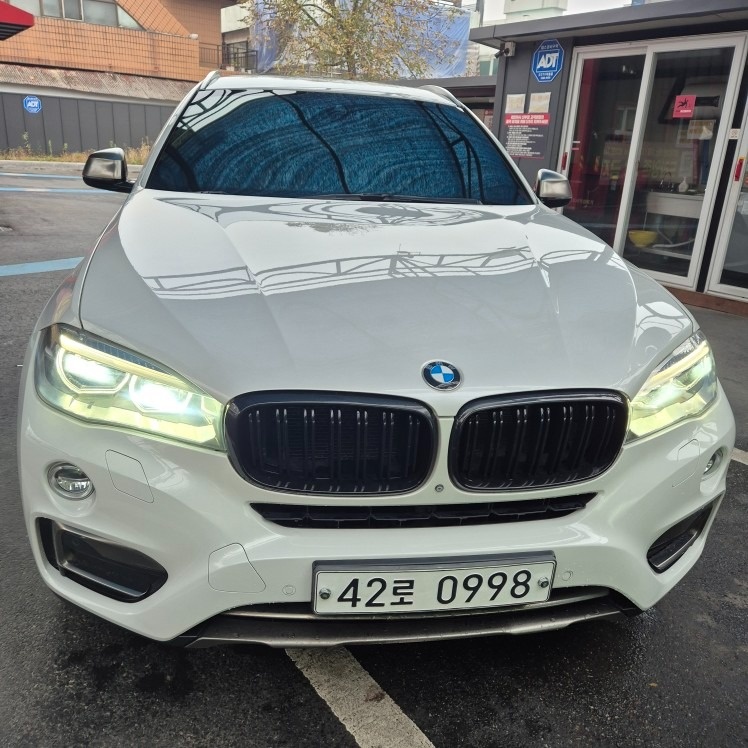 X6 F16 40d xDrive (313마력) 매물 썸네일